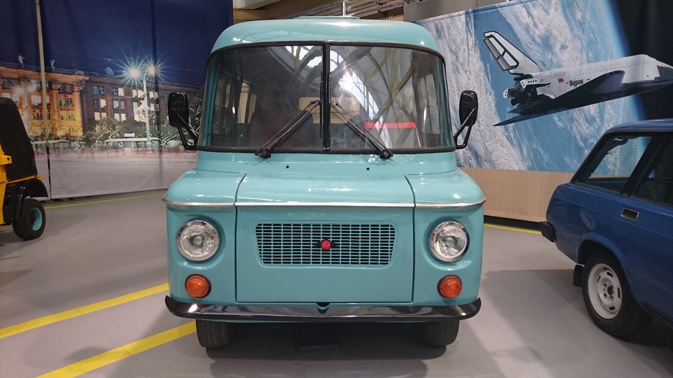 Микроавтобусы польша. Nysa (ныса) 522. Микроавтобус nysa 522. Микроавтобусы польша. Nysa 521/522.